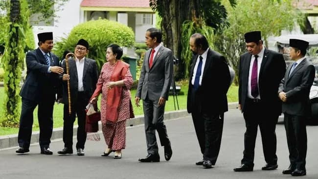 Ketika Suara Rakyat Berpindah ke Media Sosial: Wajah Demokrasi Tanpa Oposisi di Parlemen